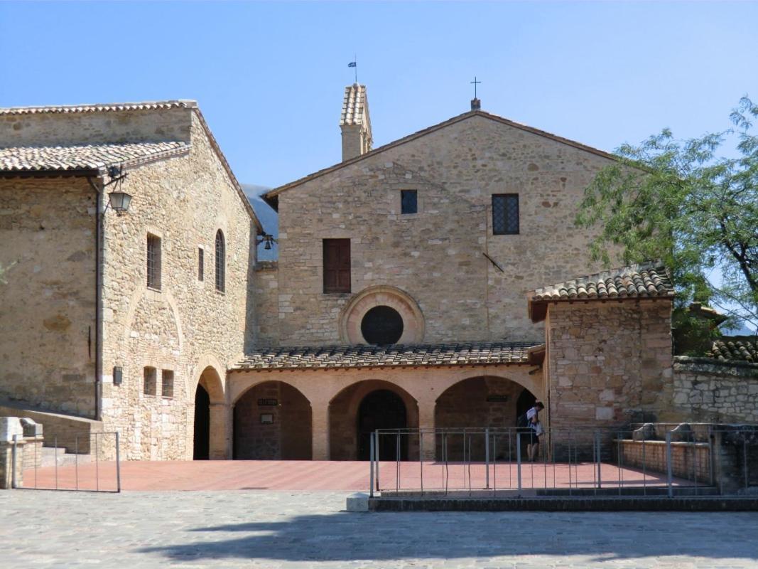 B&B All'Ombra di San Damiano Assisi Esterno foto