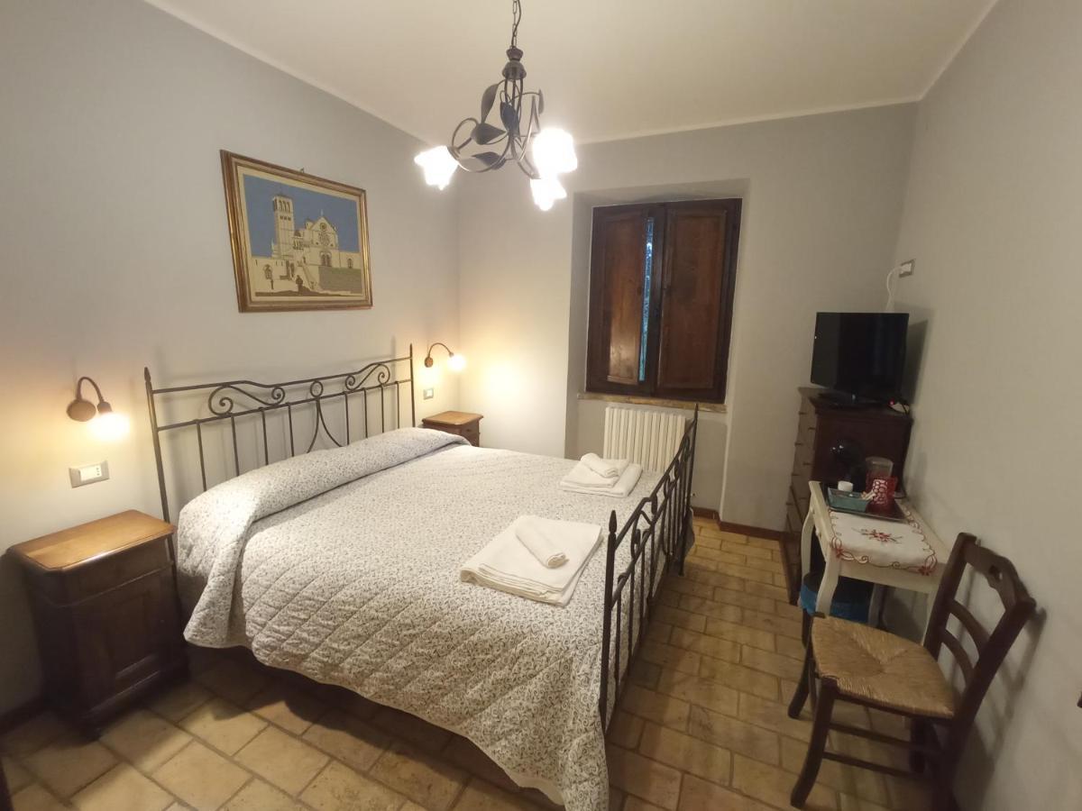 B&B All'Ombra di San Damiano Assisi Esterno foto